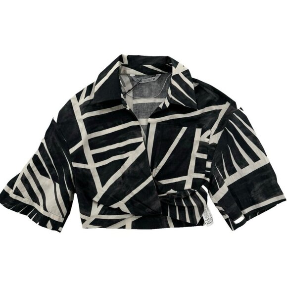 ZARA Printed Crop Top Women's Sz XS Abstract Chest Pocket Black Blogger Favorite - Picture 2 of 11